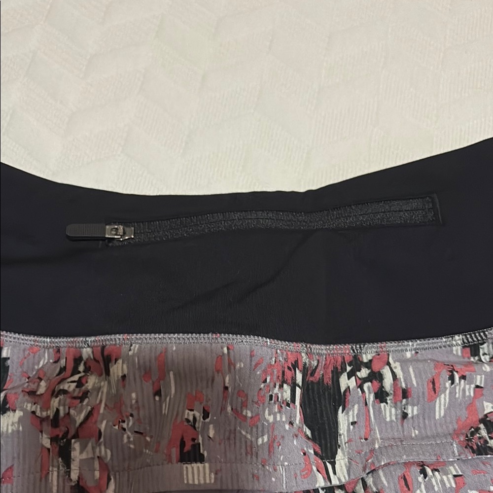Lululemon Abstract Patterned Athletic Shorts - image 7